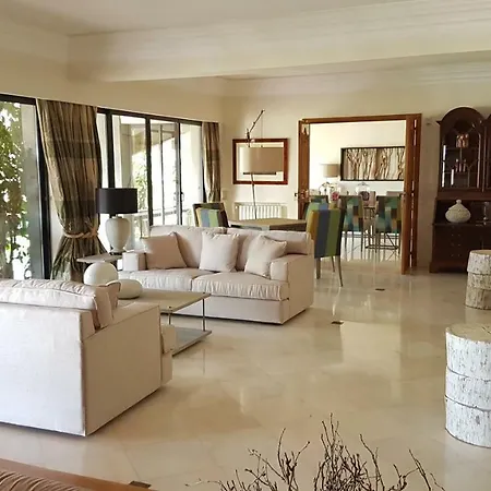Villa R House Central With Seaview *