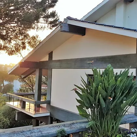 R House Central With Seaview Villa