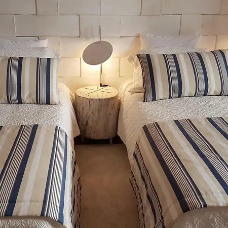 Villa R House Central With Seaview Cascais