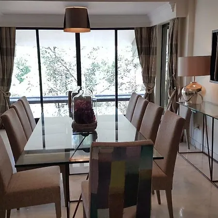 R House Central With Seaview *
